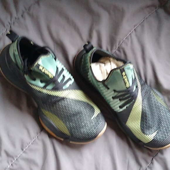 Nike Shoes - Nike zoom shoes